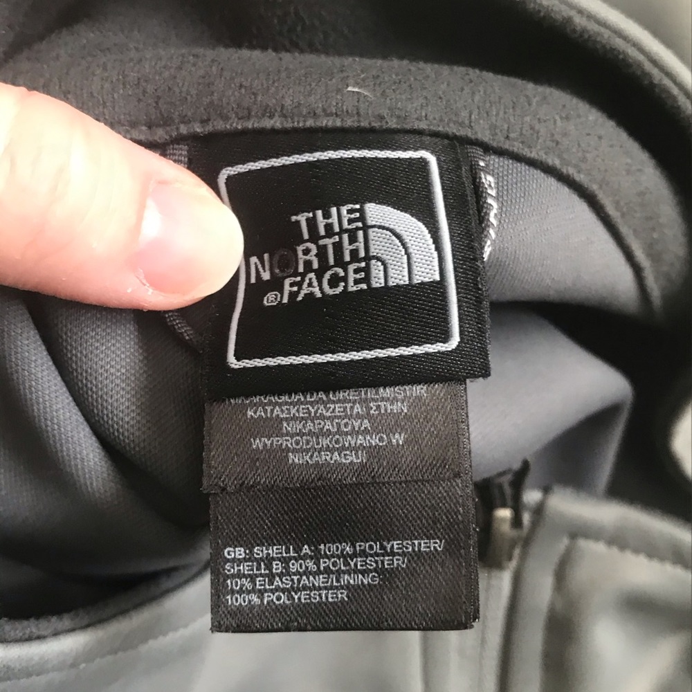 The North Face Soft Shell Jacket - Picture 7 of 8